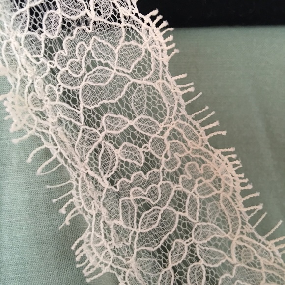 Chantilly Lace Trimmed LS Top - Picture 5 of 5